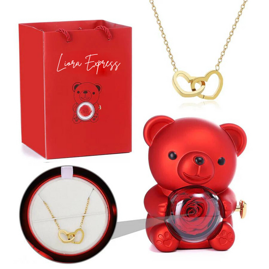 Colar Dueto de Amor & Urso com Rosa Eternizada + Nomes Gravados!🧸